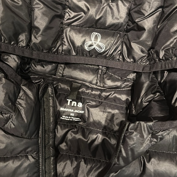 NWOT TNA BRAVURA JACKET - Picture 2 of 3